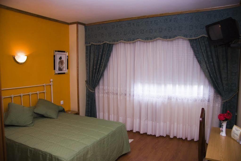 Hotel América Ferrol Exterior foto