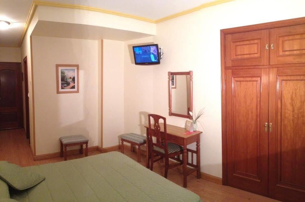 Hotel América Ferrol Exterior foto